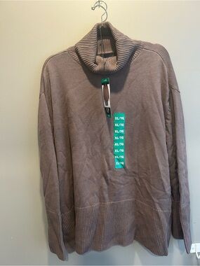 GAP Turtleneck